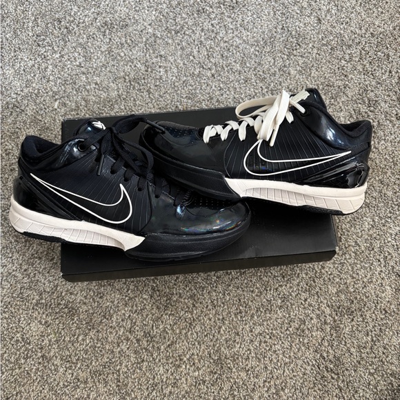 kobe 4 - Picture 1 of 5